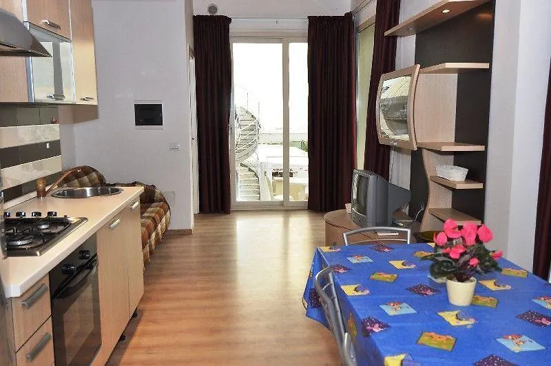 ***  Hotel Pineta Mare Lido di Camaiore Italy