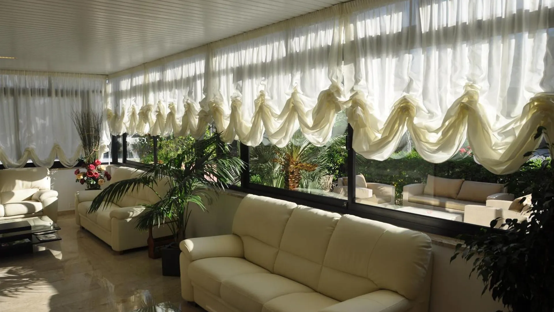 Hotel Pineta Mare Lido di Camaiore Italië