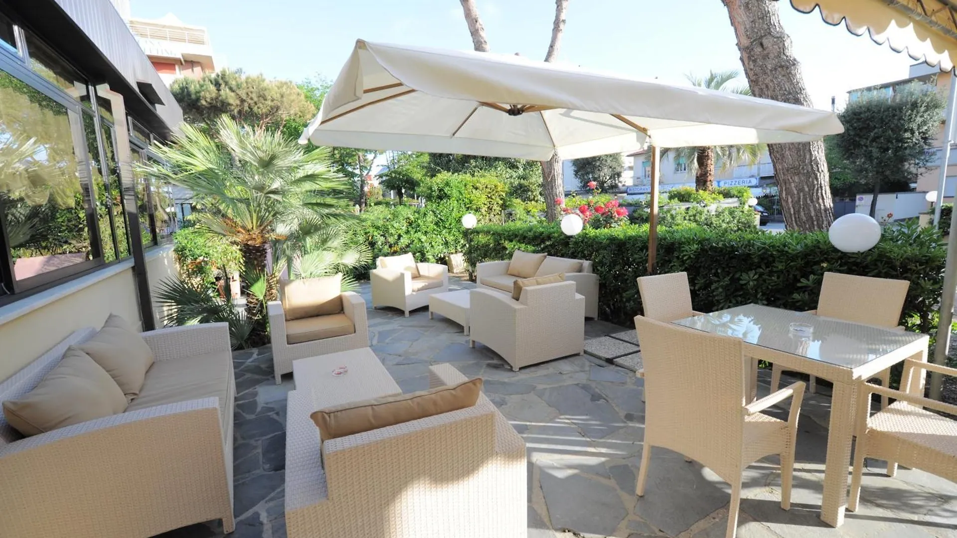 ***  Hotel Pineta Mare Lido di Camaiore Italië