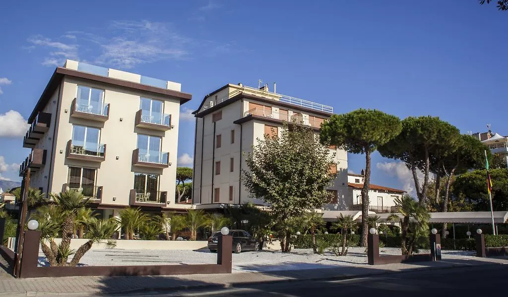 Hotel Pineta Mare Lido di Camaiore