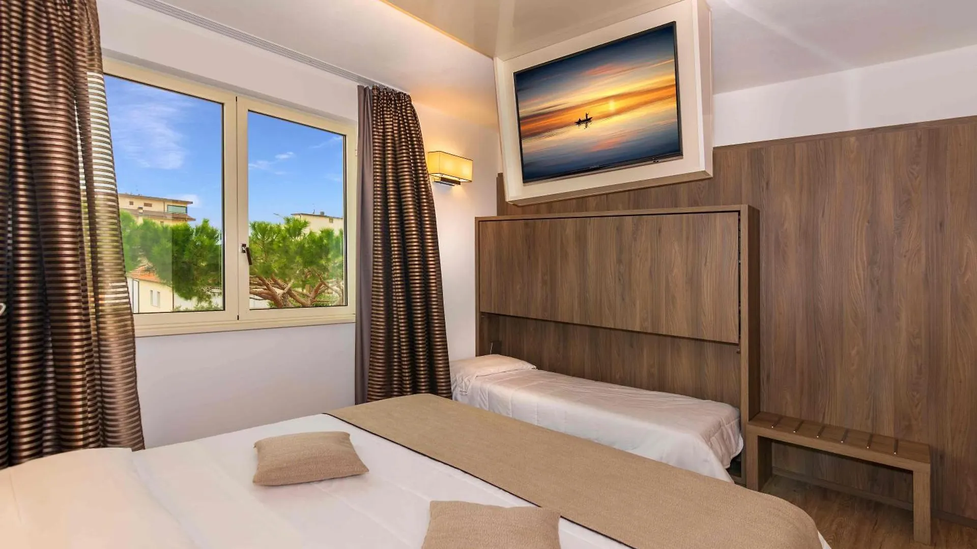 Hotel Pineta Mare Lido di Camaiore